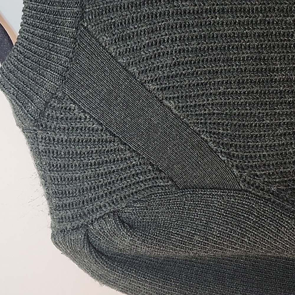 Veronica Beard Kelly Green 100% Wool Sweater Button Shoulder Raglan Dark Sz S - Picture 13 of 16